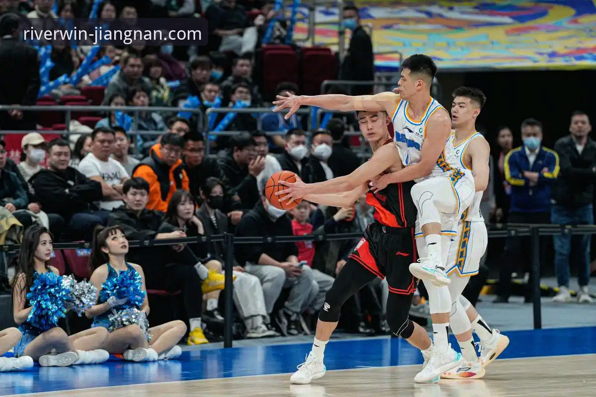 皮特森38分神迹与麦基末节狂飙：一场CBA经典逆转的战术与心理深度解析